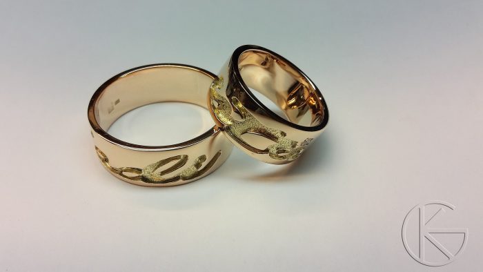 Abielusõrmused mustriga