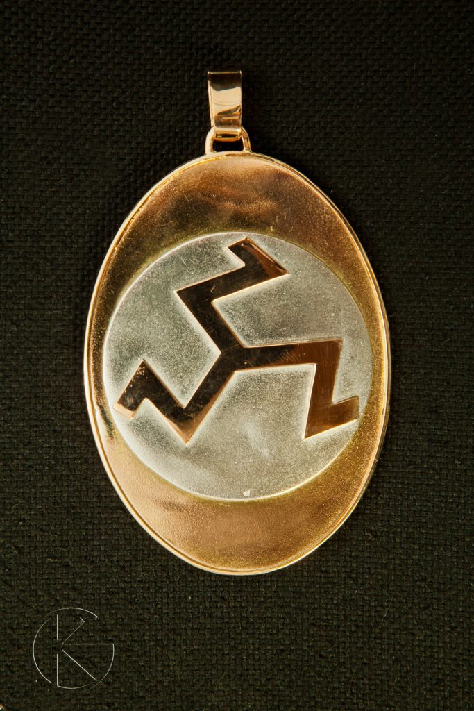 Ripats plaadil reljeefne 2