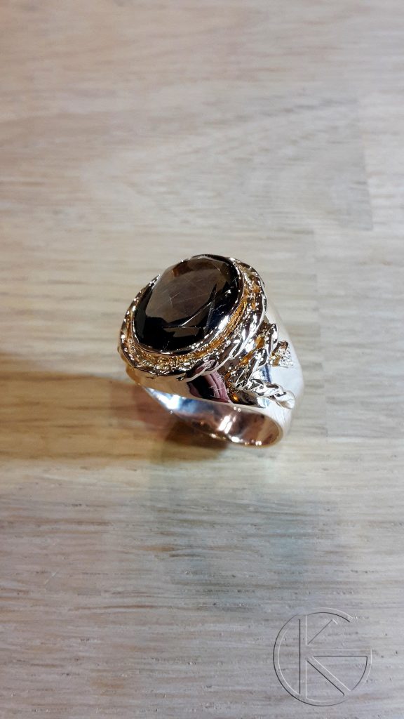 Kullast meeste klotser suitsukvartsiga