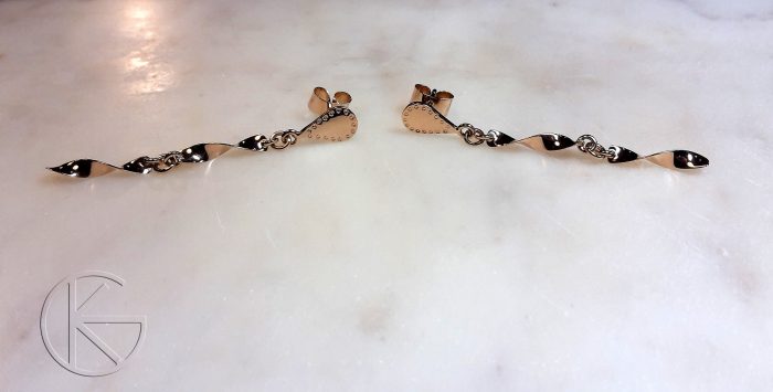 Kullast kõrvarõngad