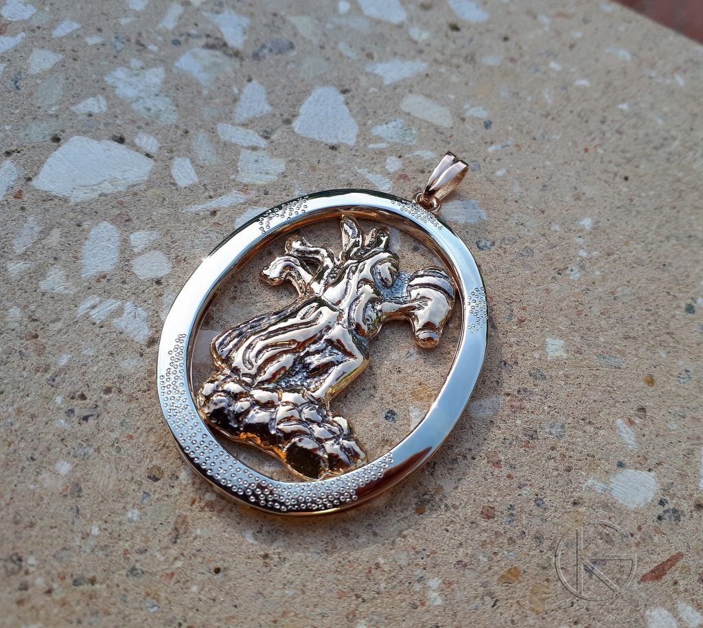 Kullast ripats - valge ja punane kuld