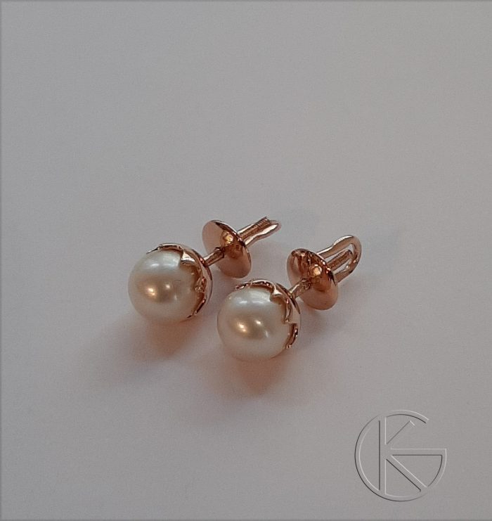 Kullast kõrvarõngad pärlitega