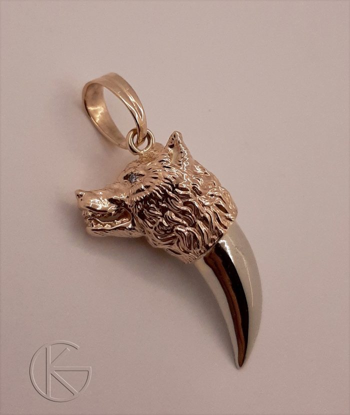 Kullast ripats - tavaline ja valge kuld