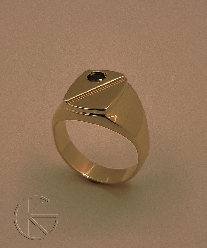 Kullast klotser safiiriga