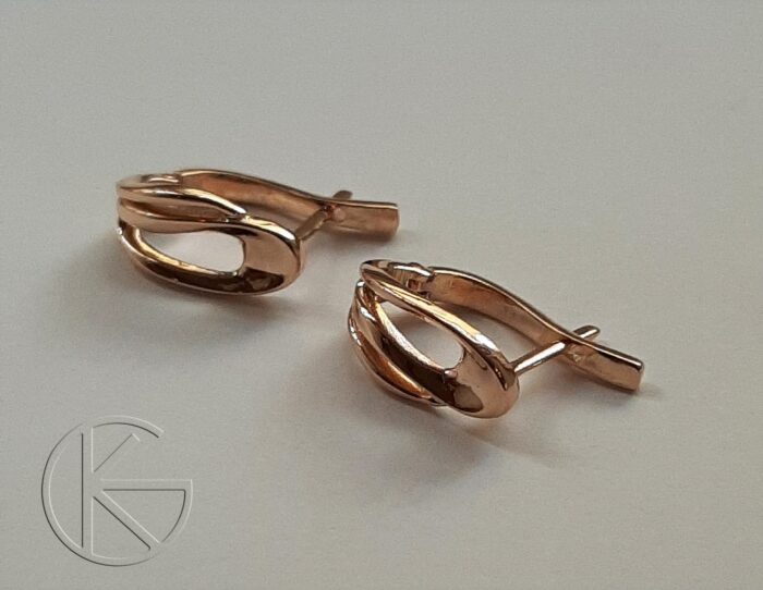 Kullast kõrvarõngad