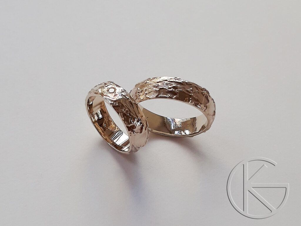 Kullast abielusõrmused