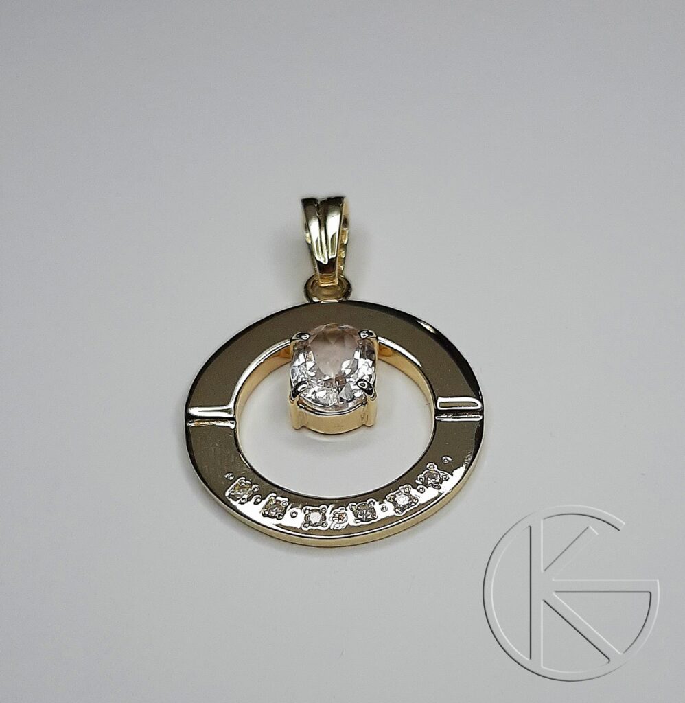 Kullast ripats morganiidi ja briljantidega