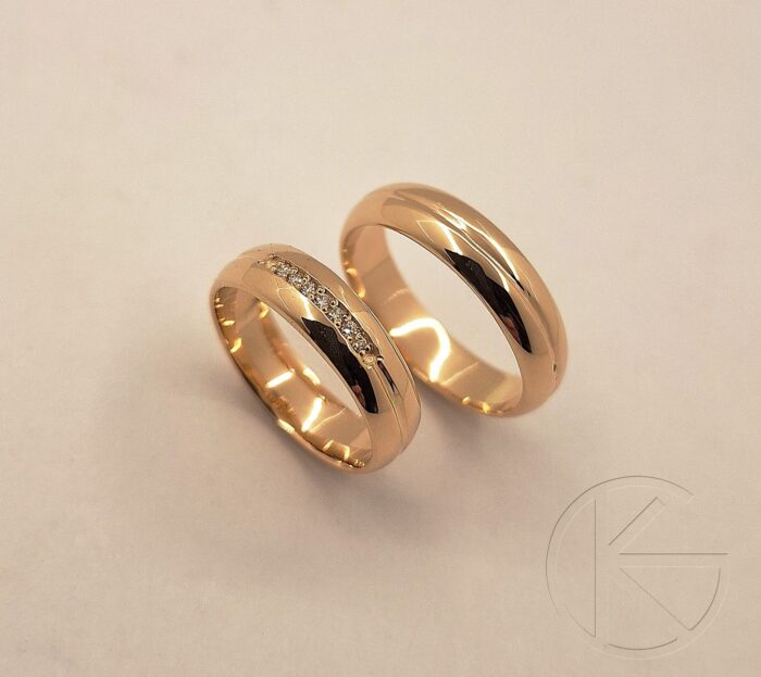 Kullast abielusõrmused briljantidega